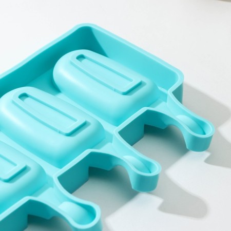 The ice cream uniform “Eskimo Small”, silicone, 21.5 × 12.5 × 2 cm, 4 cells (6.9 × 3.8 cm), Mix color-3