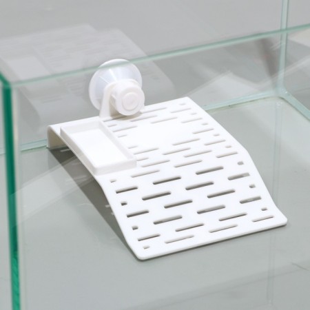 The bridge for the turtles is small, on the suction cup, 17.6 x 11.8 x 2 cm-3