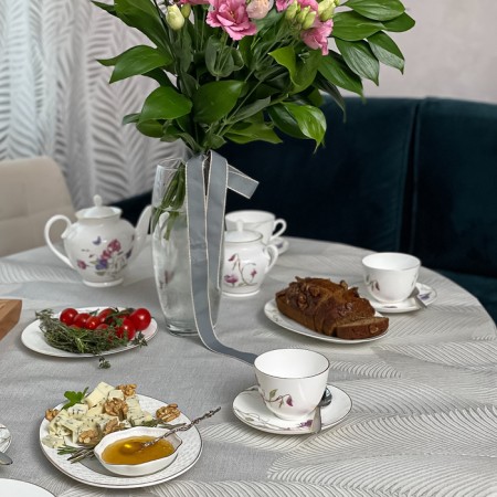 Steenova Home Dubai tablecloth, size 145x180 cm-1
