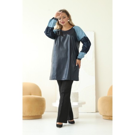 Women's tunic Wisell M5-3715/3, size 52-7