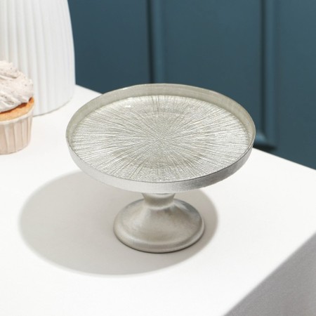 Dish on the leg "Nymphaea's water lily, glass, d = 16 cm