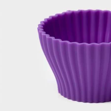 The form for baking the share "Alice in Wonderland", silicone, 9 × 7 × 4.5 cm, internal size 6.5 × 6.5 × 4.5 cm, color mix-5