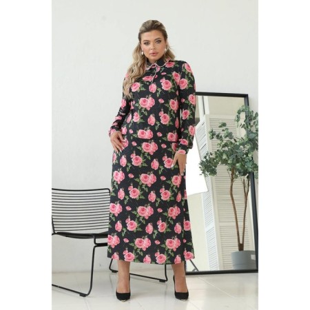 Women's dress, size 56-5