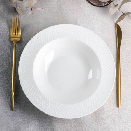 Porcelain deep porcelain Wilmax "Julia Vysotskaya", 500 ml, d = 22.5 cm, white color-1