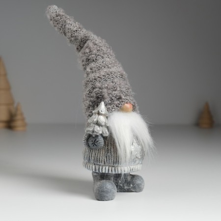 Souvenir Polystone "Santa Claus in a gray knitted cap, with a white beard" Mix 8.5x5x18 cm-3