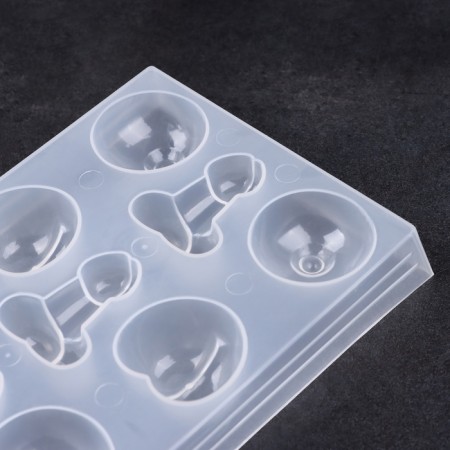 Form for ice and confectionery jewelry "18+", 3 figures, 15 x 7 cm, transparent-4