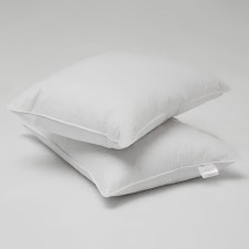 The pillow is high, size 70x70 cm, color mix