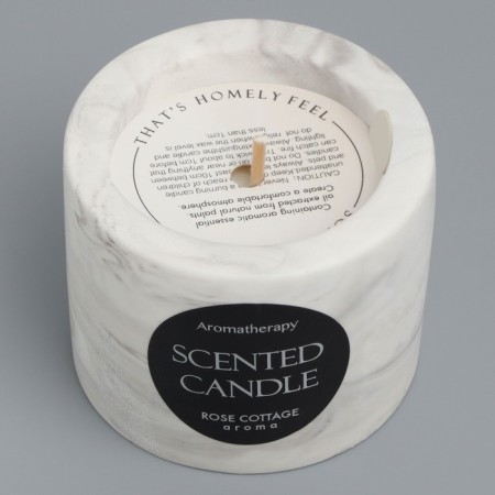 Candle in concrete aromatic "peach", soy wax-4
