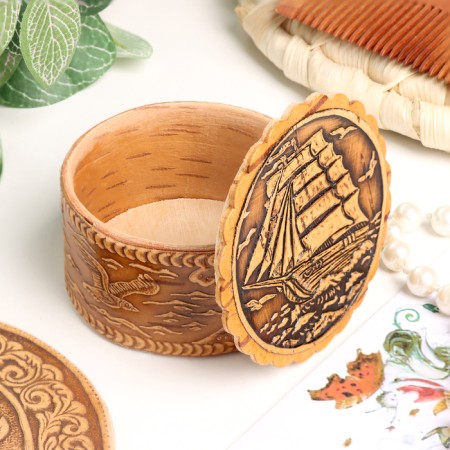 Sailor box, 60 x 35 mm, birch bark-1