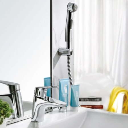 Bravat Drop 7F14898C-2 sink mixer with hygienic shower-1