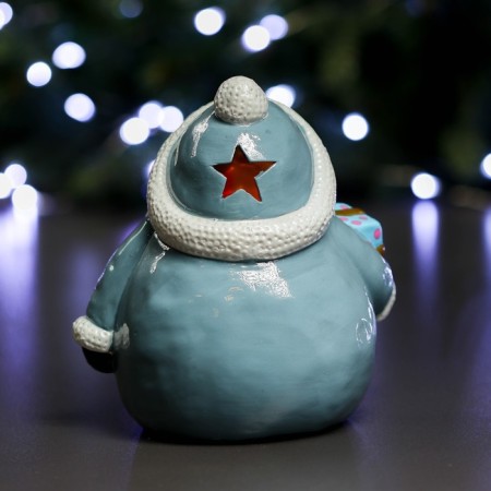 Figure with backlight "Santa Claus with a gift" 11x14x17cm-2