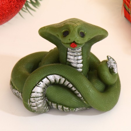 Figure soap "Snake of Kobryusha" green, 40g-1