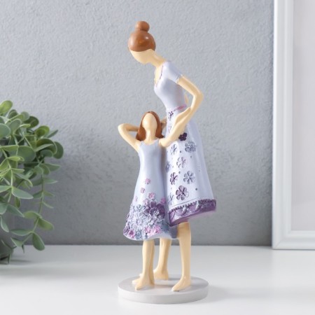 Polystone souvenir "Mom with a daughter in lilac dresses with flowers" 9x8.5x23.5 cm-3