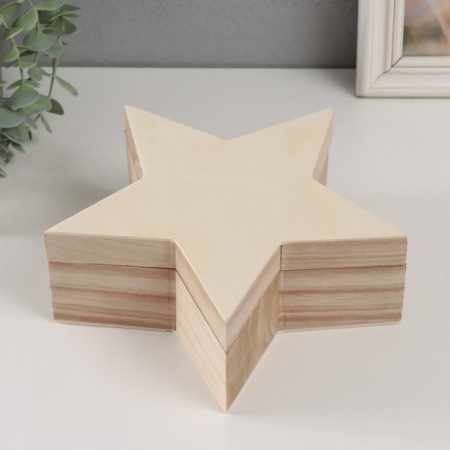 Casket wood for painting "Star" cover on magnets 23.5x23.5x8 cm