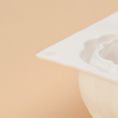 Form for mousse desserts and baking of the share "Flower", 30 × 17 × 5 cm, 6 cells (d = 7 cm), white color-5