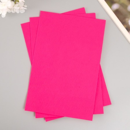 A set of hard felt "Astra" (3 pcs) bright pink, 1 mm, 160 g, 20x30 cm-1