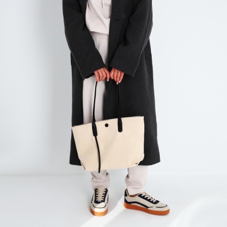 Zipper bag with lightning, beige color-7
