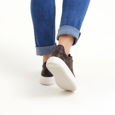 Women's sneakers, dark brown color, size 38-3