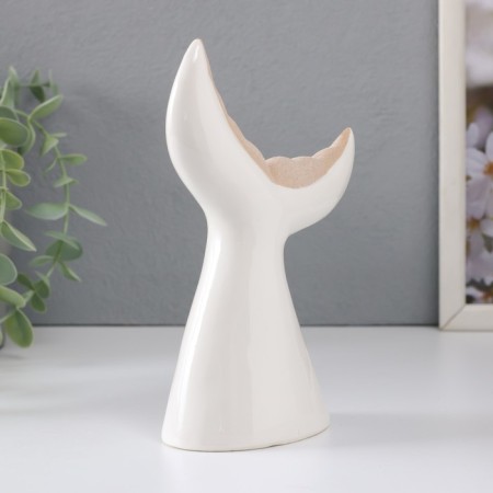 Souvenir Ceramics "Kita tail" Sand-white 11.4x6x17.3 cm-1