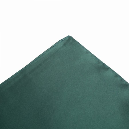 The scarf is plain, the color is green, size 70x70-2