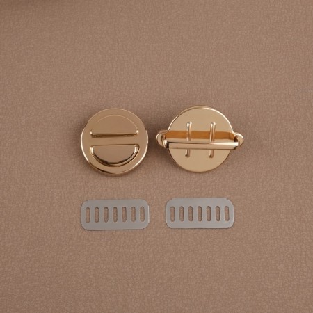 Bag -3 × 3 cm fastener, golden color-2