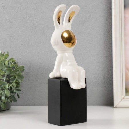 Souvenir ceramics "Bunny-cosmonaut" 9.9x10x21.5 cm-1