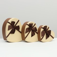 A set of boxes 3V1 hearts, brown, 21 x 19 x 9 - 15.5 x 14 x 6 cm