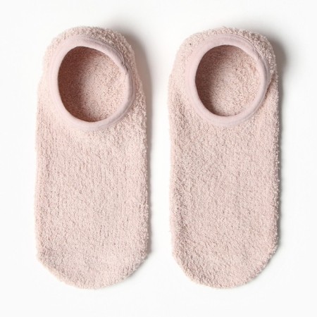 Women's socks shortened with non-slip soles, beige-pink color, size 36-39