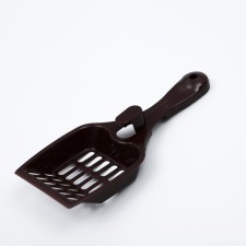 A scoop for a cat toilet 22.5 x 9.5 x 4 cm, chocolate