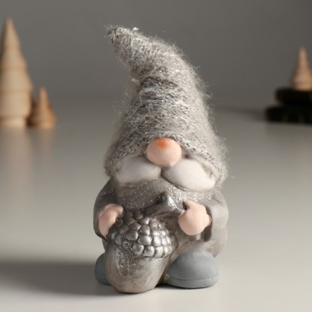 Souvenir Ceramics "Gnomic with stoopers, in gray" 9.5x8.3x15 cm
