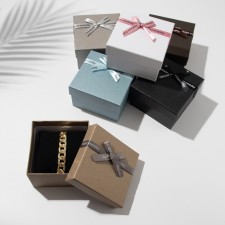 Gift box for bracelet/clock 