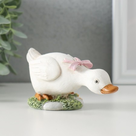 Polystone souvenir "Gusenok with a pink bow in a clearing" 12x5x5.5 cm-2