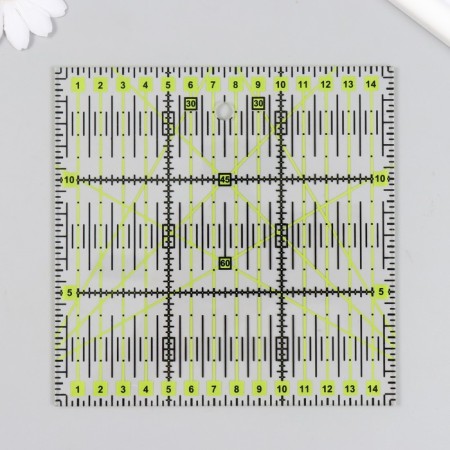 Set for patchwork: rubber mate A4, ruler 15x15cm, disk, layout knife+blades in the folder 96041-3