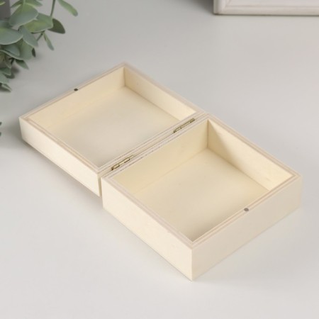Casket wood under the painting "rectangular" without a lock 10x9x5 cm-1