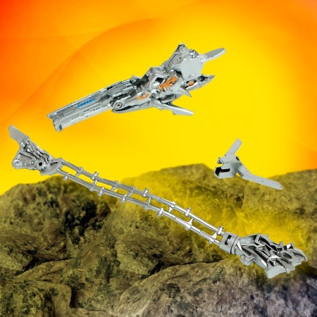 Fighter robot, transforms, with metal elements-9
