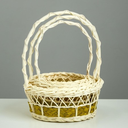 A set of wicker baskets from 3: D20 H 8/27; D17 H 7 H 25; D13 H 6 H 21 cm. (Ratan)-6