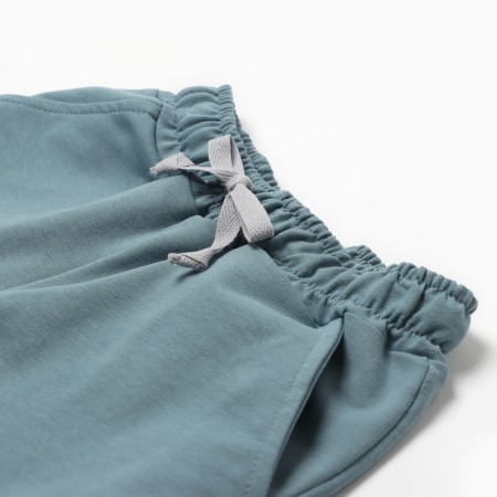 Children's costume (T -shirt, shorts), turquoise color, height 98-3