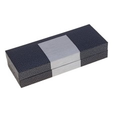 Case for gift handles, embossing under the skin