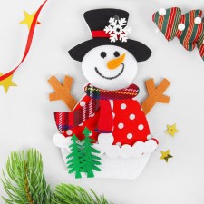 Set for creativity - Create a Christmas tree decoration from felt 