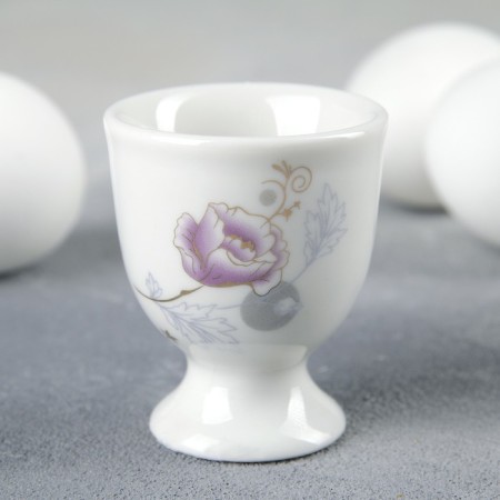 Ceramic stand for eggs "Tea rose"