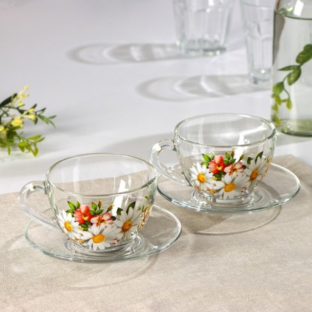 Tea Set "Romashkovo Field", 200 ml, in a suitcase