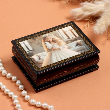 Casket "Girl with an owl", black, 8 × 10.5 cm, lacquer miniature