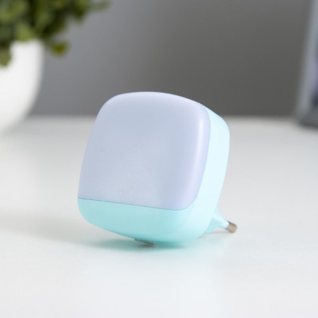 Nightlight with the light sensor "Lasi" LED azure 6x6.5x6 cm