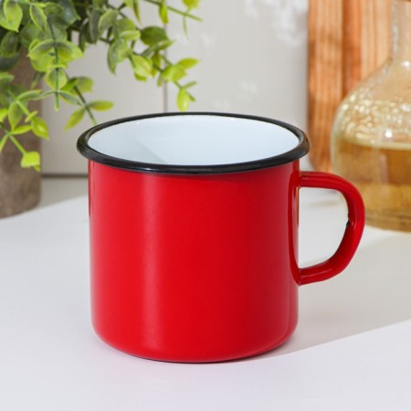 Enameled mug, 400 ml, red color
