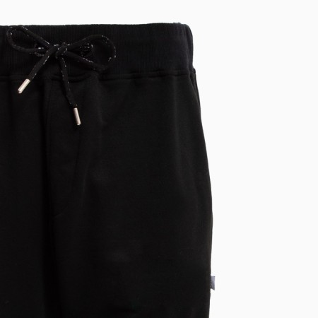 Women's suit (sweatshirt/pants), color is black, size XL-12