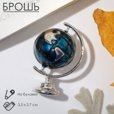 Brooch 
