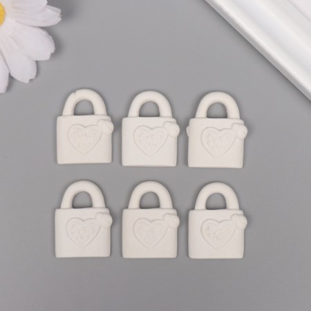 Decor for the creativity of Polystone "Lacking with a heart" White set 6 pcs 2x3 cm-2