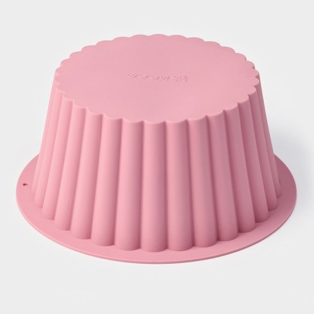 Baking uniform “Croaty Circle”, silicone, 19 × 19 × 8.5 cm, pink color
