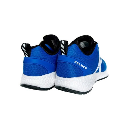 Cunning male Kelme K-Rokie Team 46971003, size 9.5 US-3