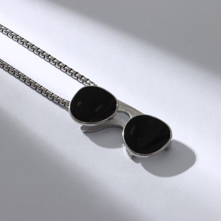 Pendant "glasses" sunscreen, black color in silver, 70 cm-1